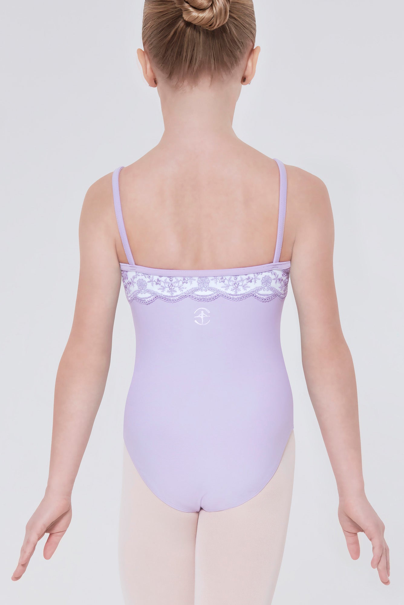 #couleur_lilac / white