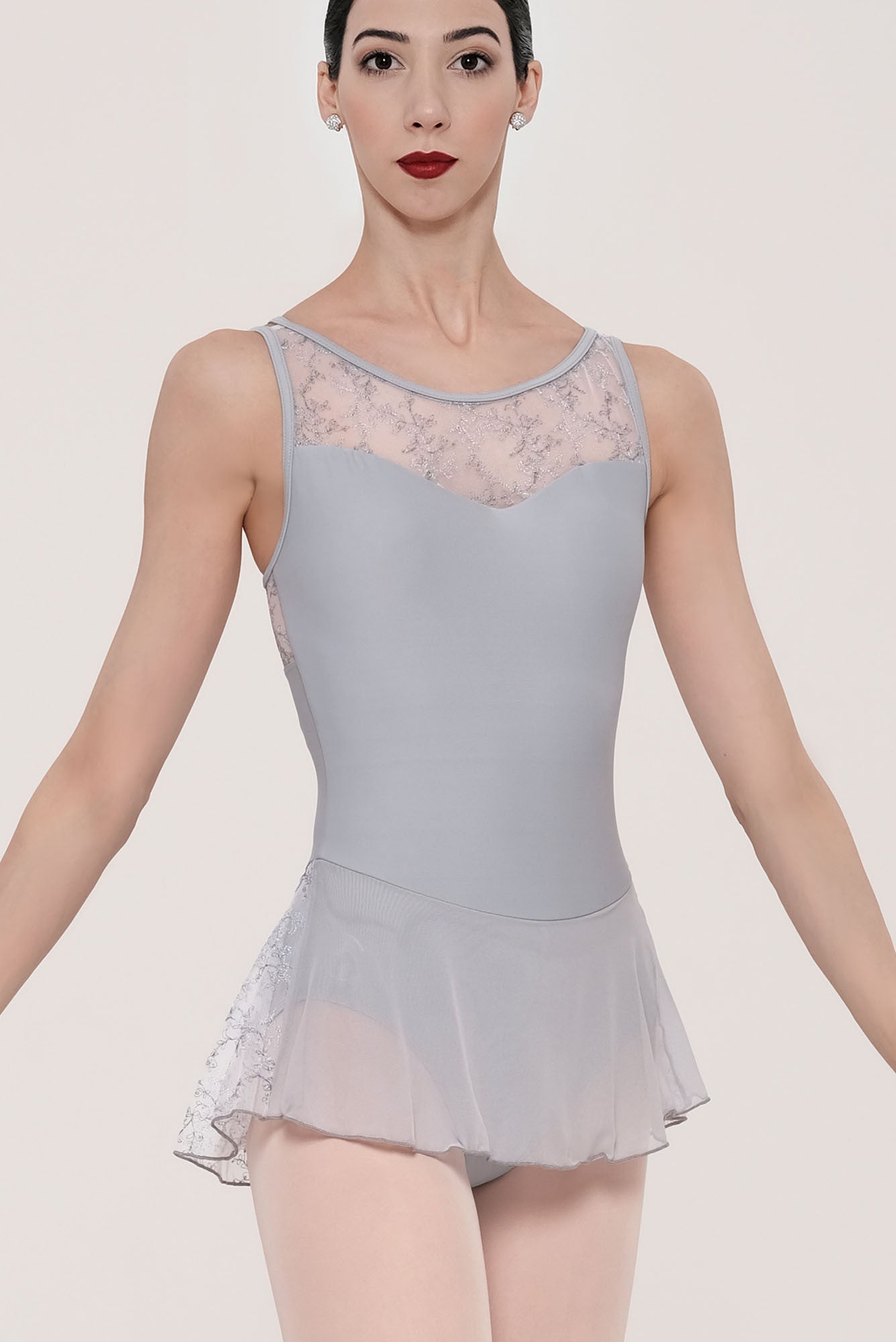 #couleur_light grey