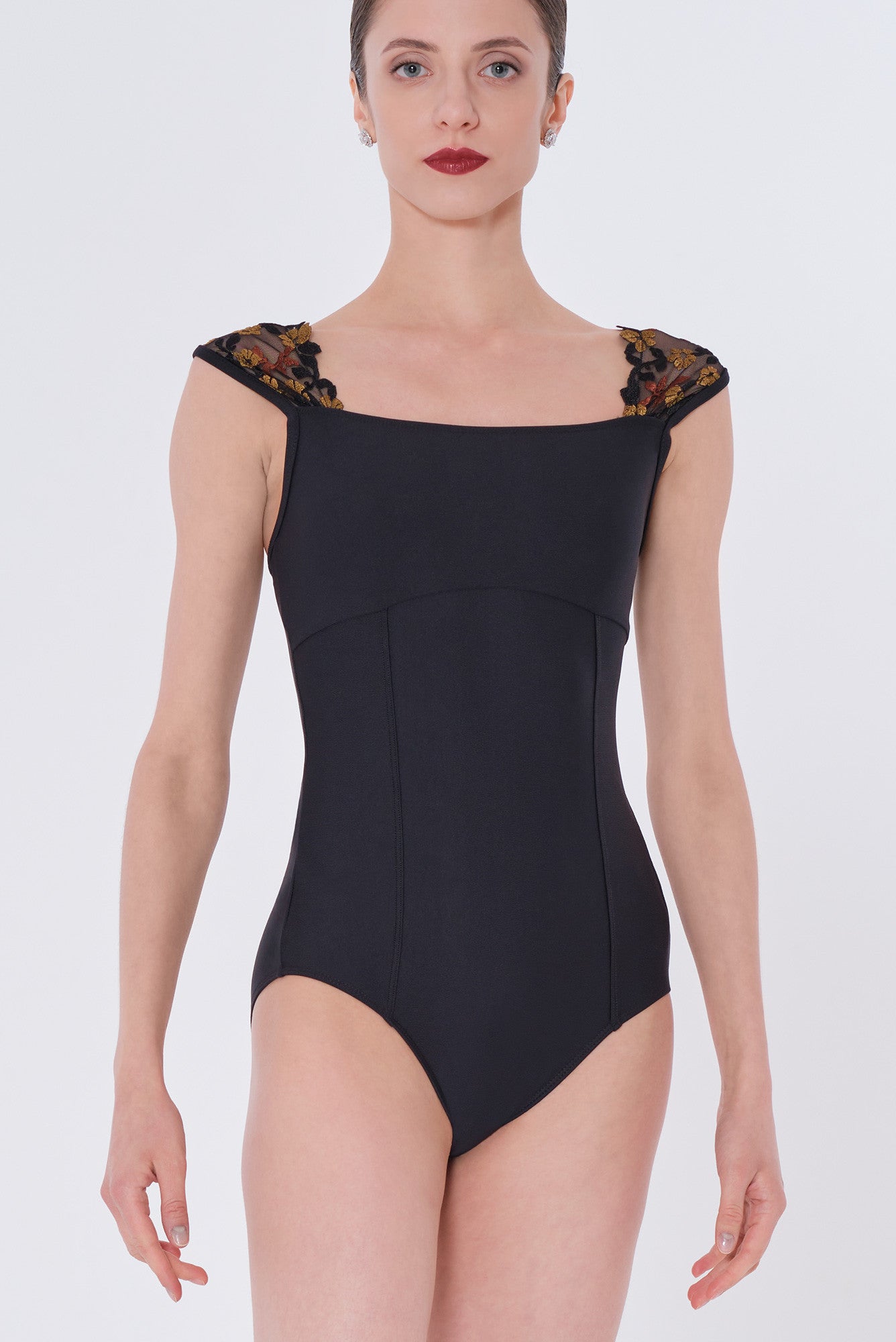 #couleur_black / bronze